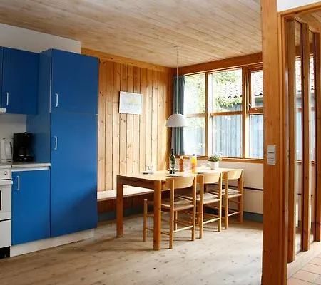 Πάρκο διακοπών Marielyst Three-bedroom 03